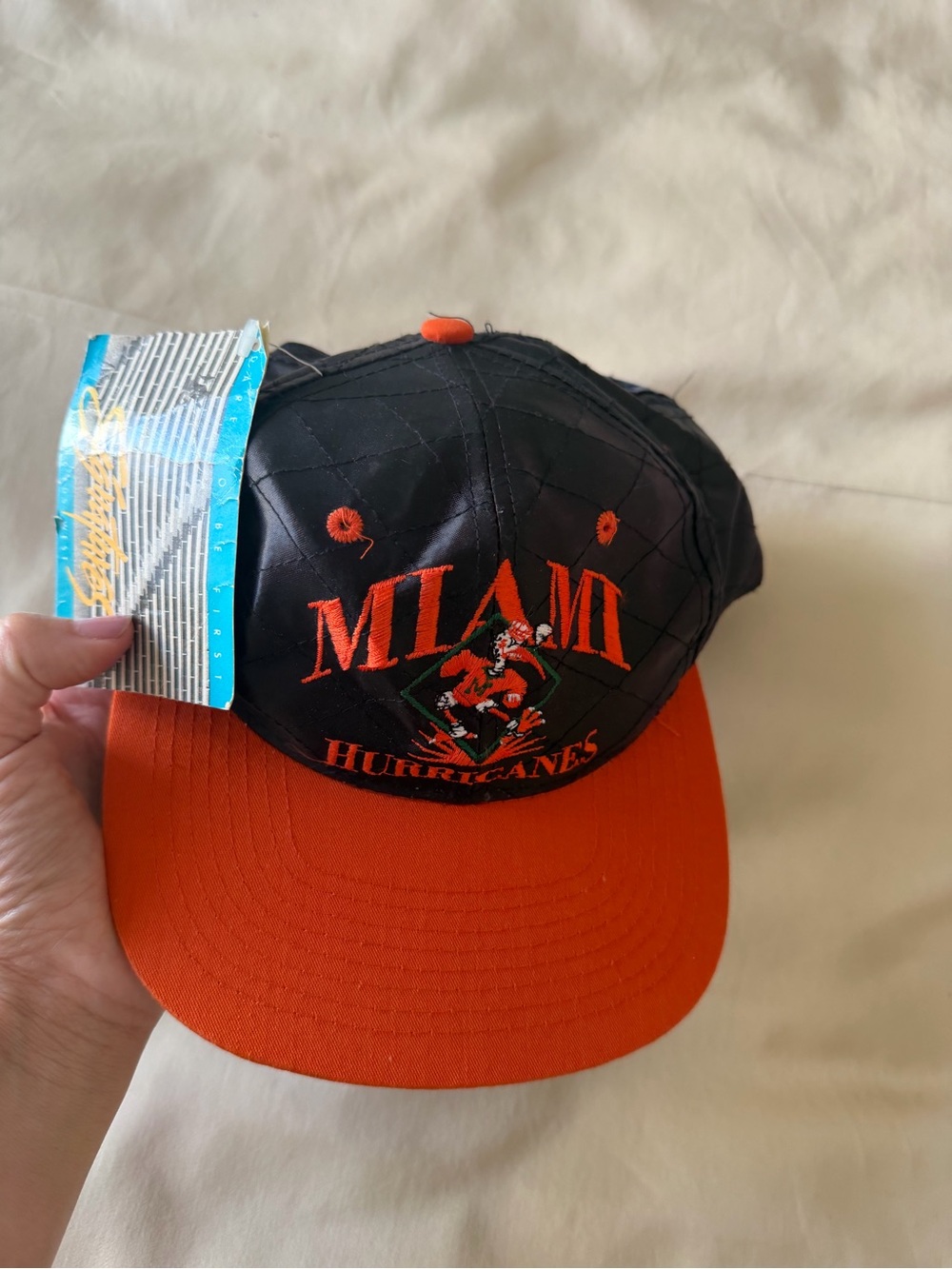 🗽Miami Hurricanes Men's Black and Orange Snapback Hat